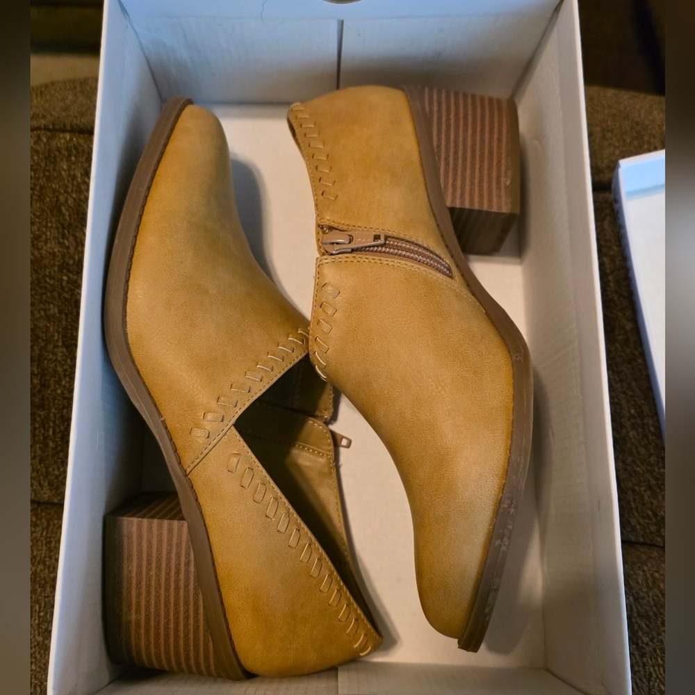 Sonoma Goods For Life Vitalize by Ortholite Shooties, Size 7.5 - Picture 11 of 13